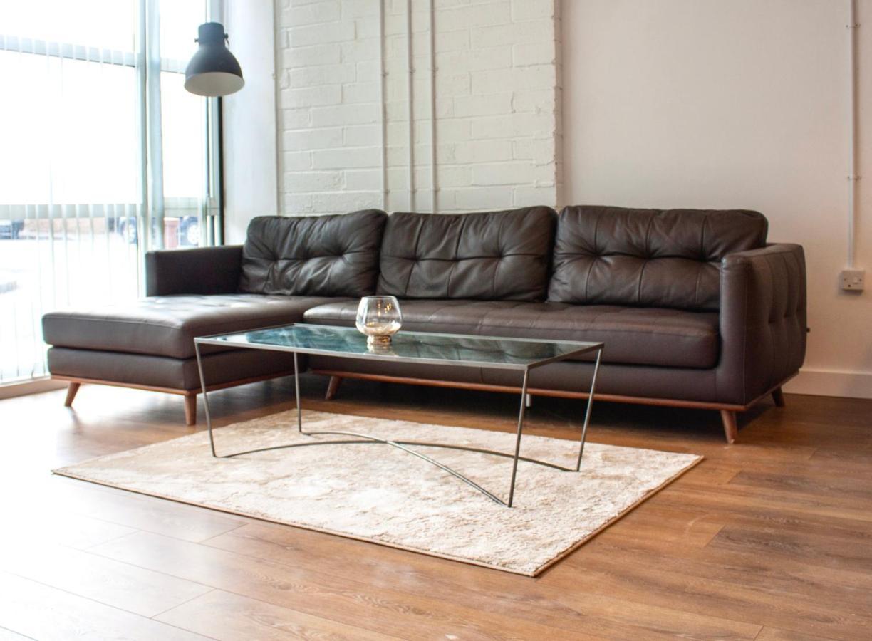 Spacious Industrial Style Apartment Londra Exterior foto